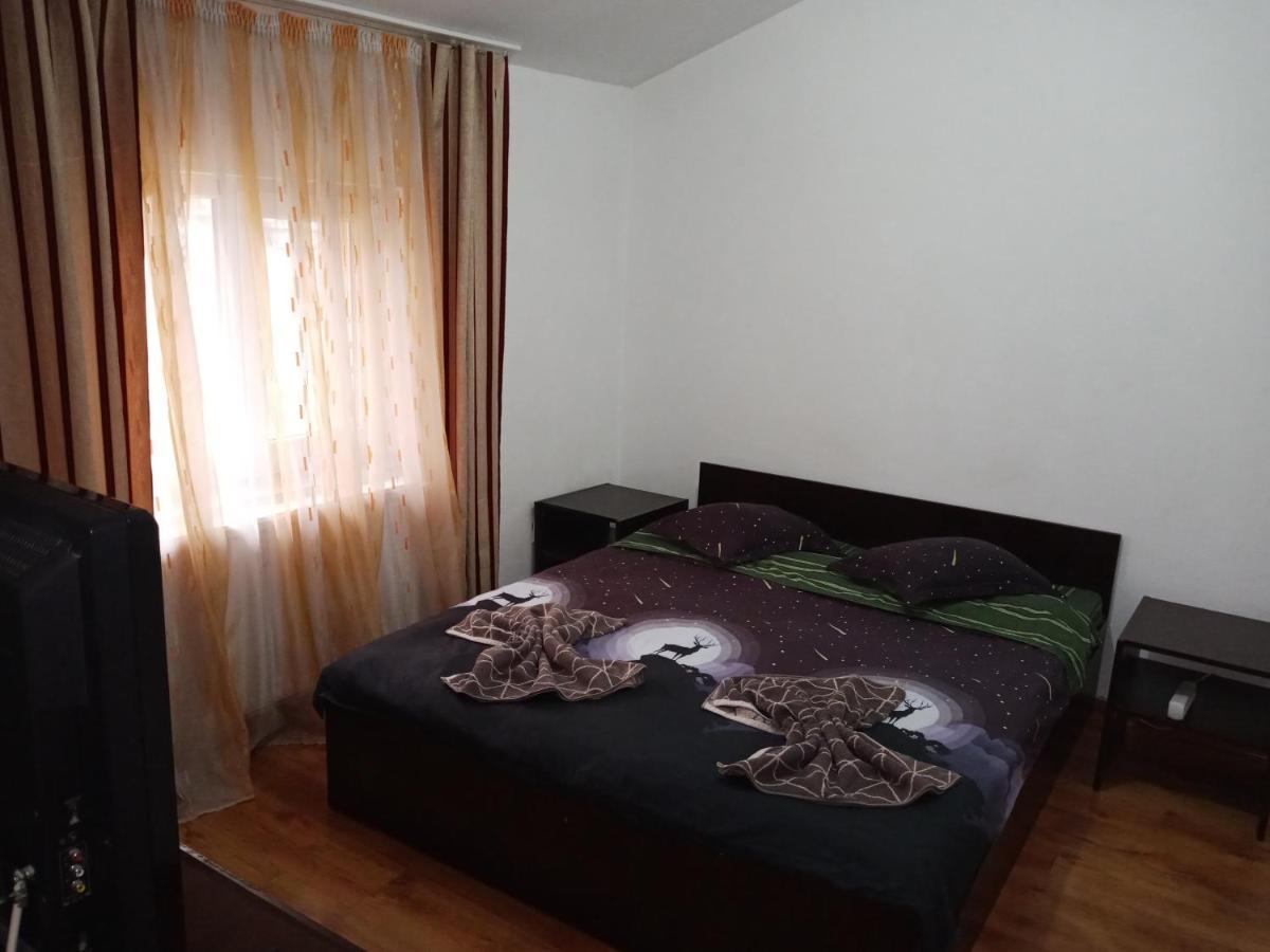 Varipatti House Слатина Экстерьер фото