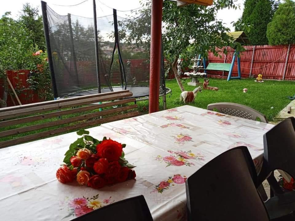 Varipatti House Слатина Экстерьер фото
