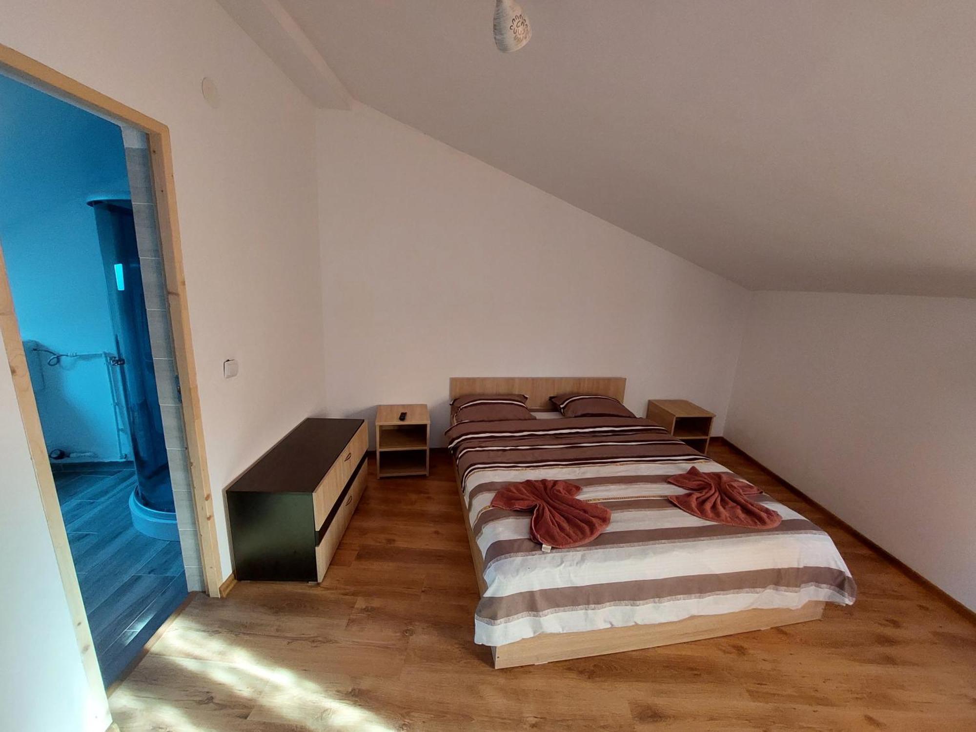Varipatti House Слатина Экстерьер фото