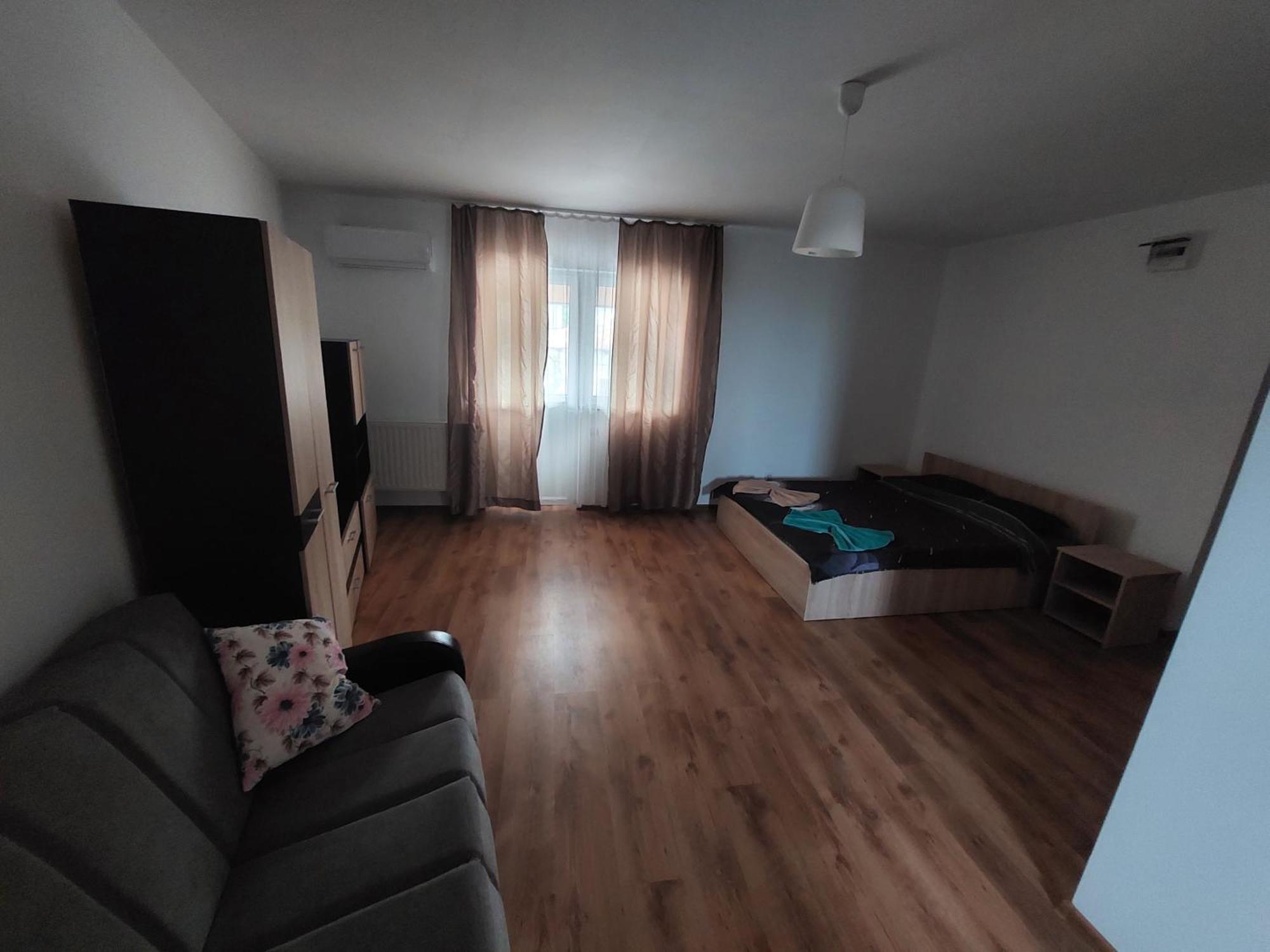 Varipatti House Слатина Экстерьер фото